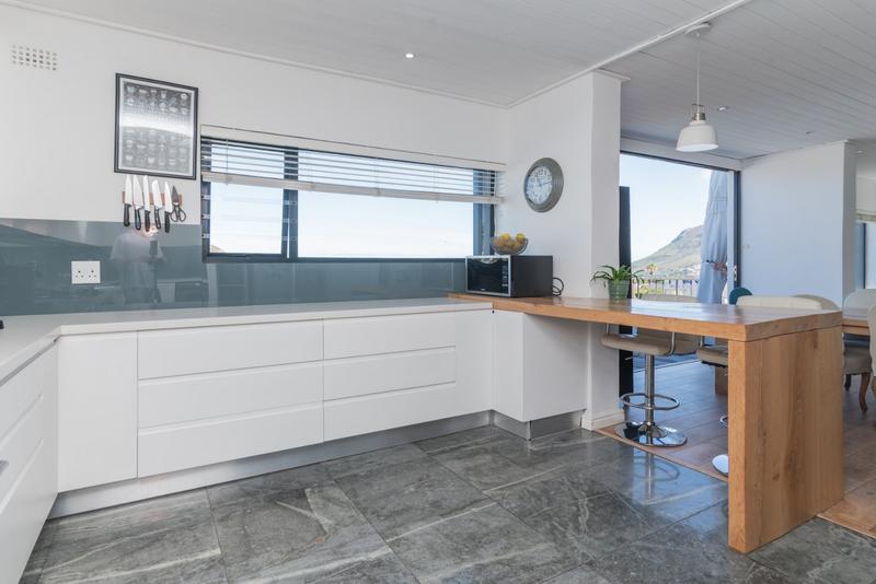 7 Bedroom Property for Sale in San Michel Western Cape